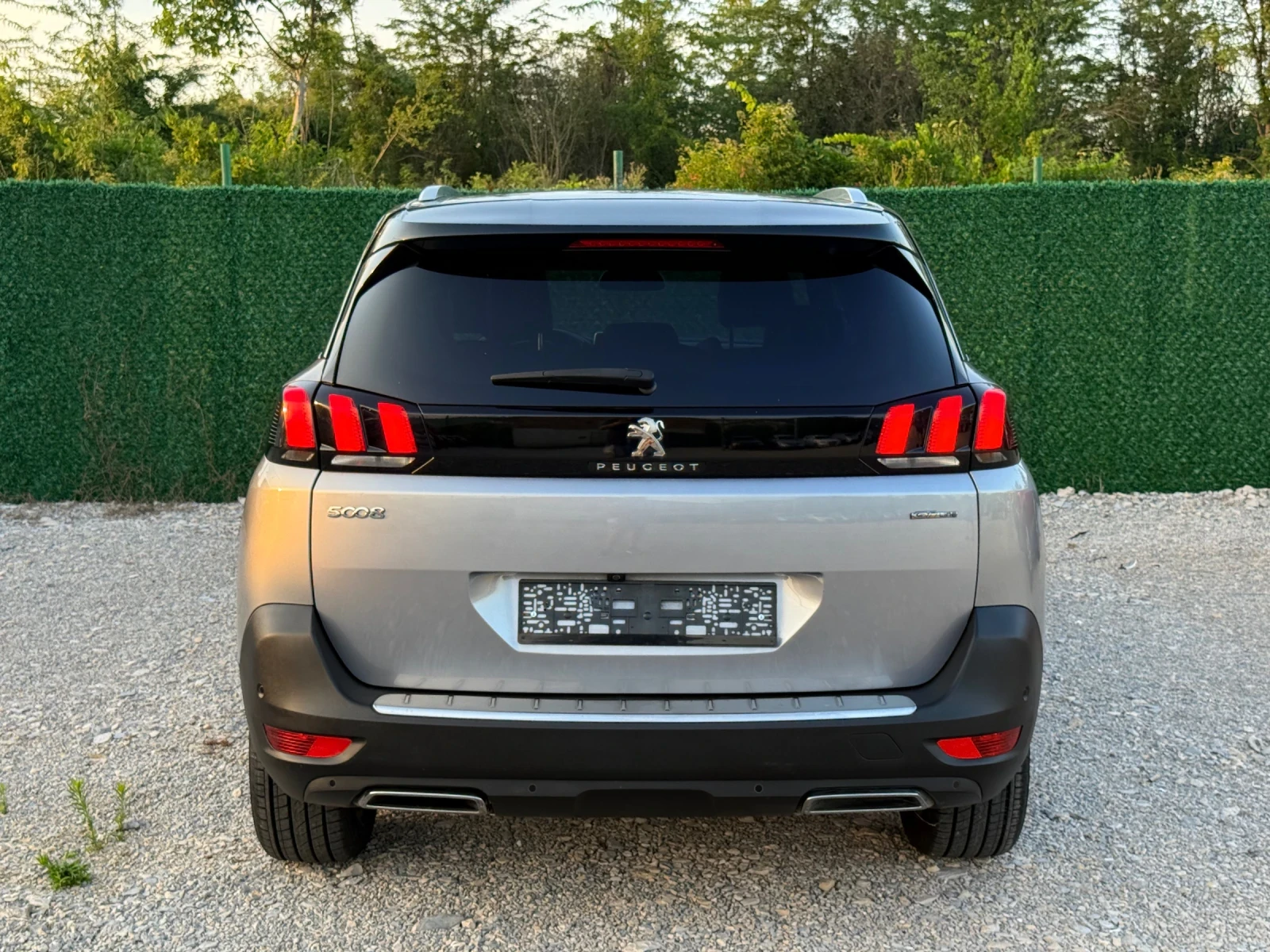 Peugeot 5008 GT-line 360камери/Лед Фарове/Панорама/Нови Гуми/, снимка 5 - Автомобили и джипове - 55318753