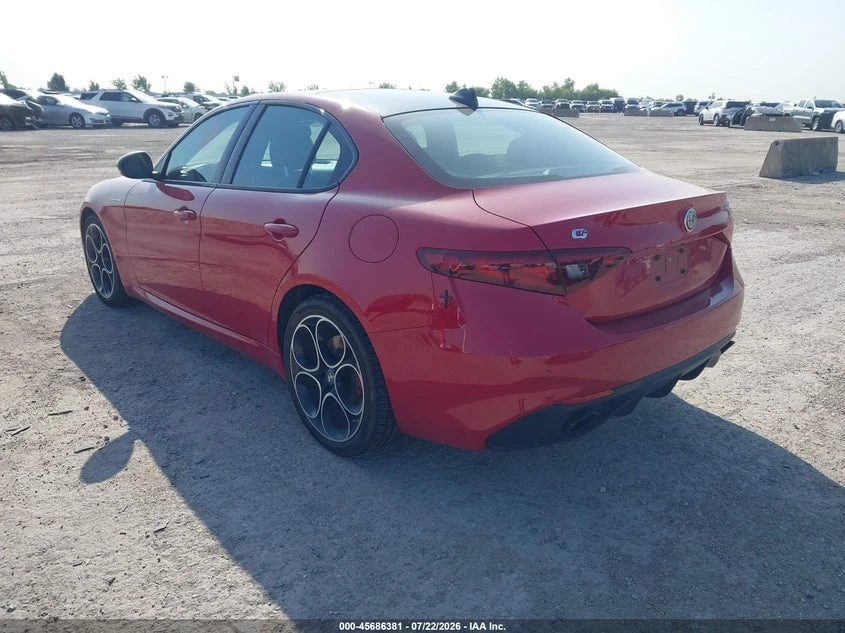 Alfa Romeo Giulia 2.0l Veloce Awd, снимка 3 - Автомобили и джипове - 55591325
