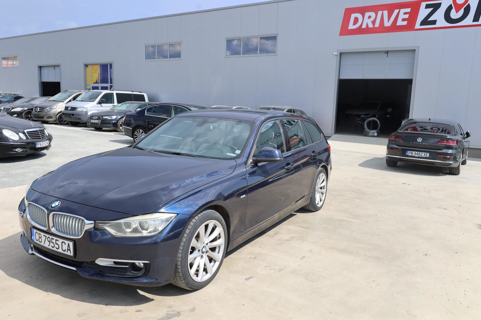 BMW 316, снимка 3 - Автомобили и джипове - 55941671