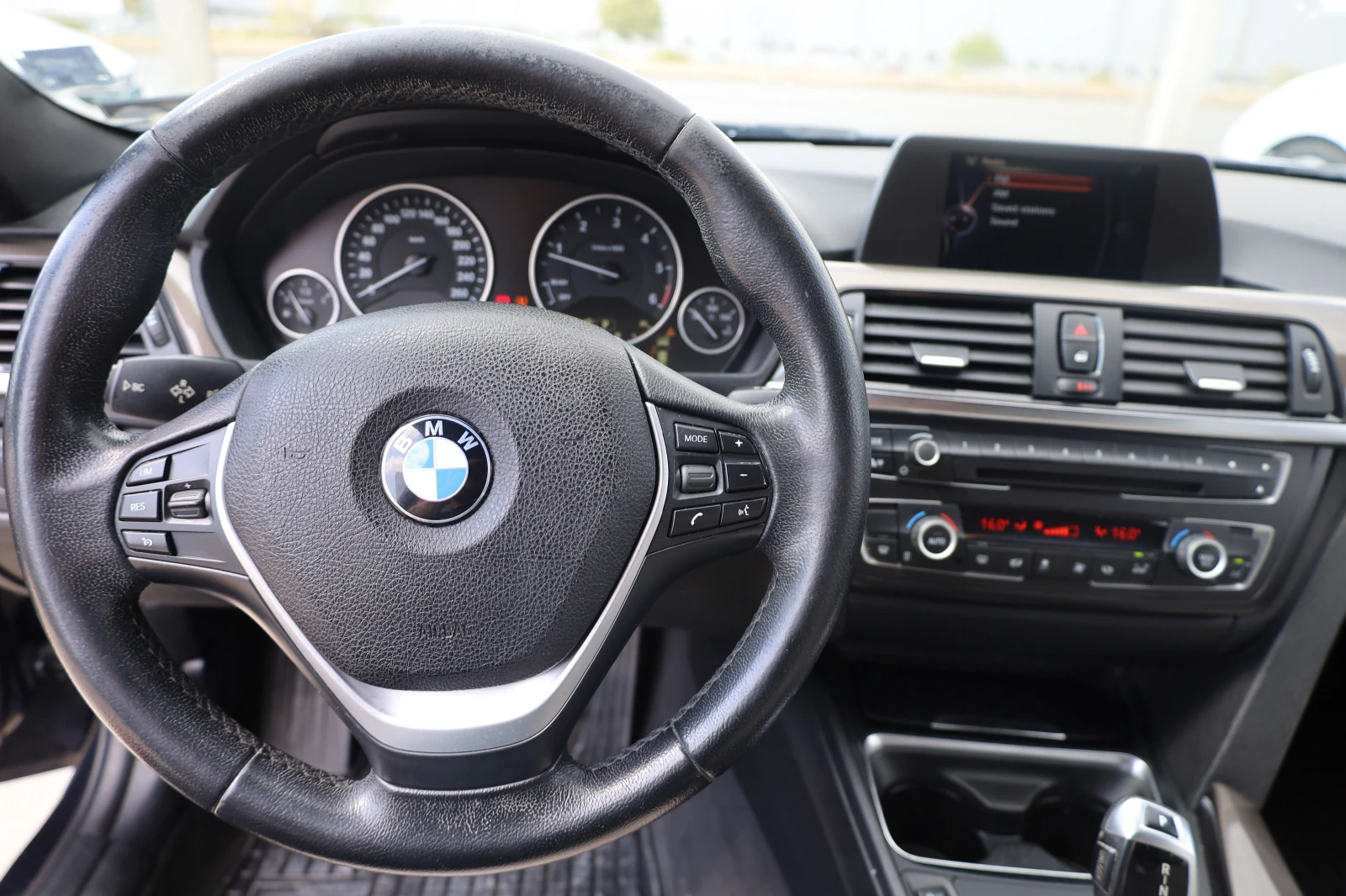 BMW 316, снимка 11 - Автомобили и джипове - 55941671