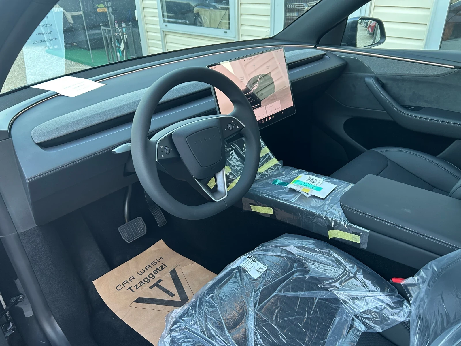 Tesla Model Y 6+ 1* Dual Motor* Long Range, снимка 6 - Автомобили и джипове - 56186124