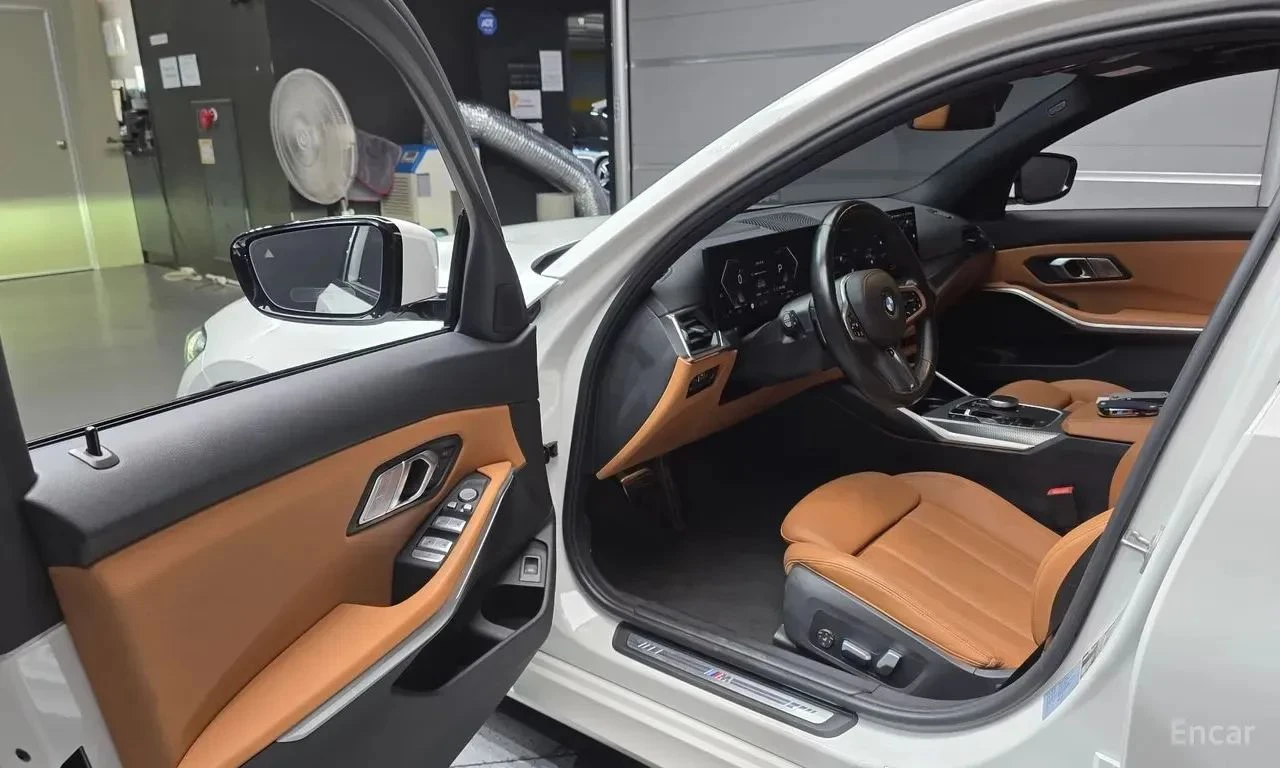 BMW 320, снимка 6 - Автомобили и джипове - 56723732
