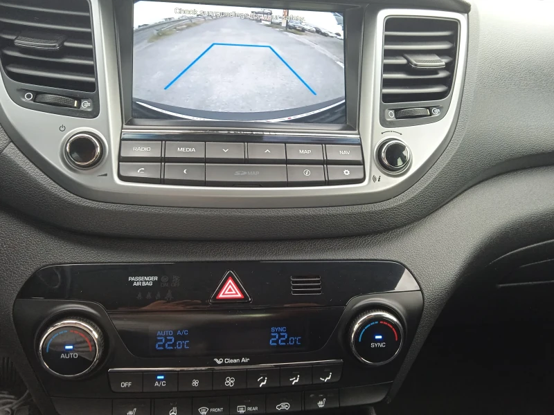 Hyundai Tucson 1.7CRDI, снимка 9 - Автомобили и джипове - 52815444
