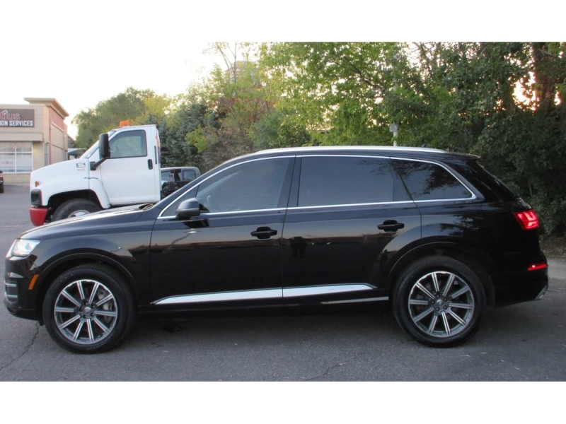 Audi Q7 quattro* 3.0T KOMFORT* 7 SEATER* PREMIUM EQUIPPED, снимка 5 - Автомобили и джипове - 53182543