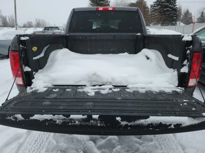 Dodge RAM 1500 * EXPRESS CREW CAB SHORT BED * CARFAX * ЦЕНА ДО БГ, снимка 14 - Автомобили и джипове - 53338241