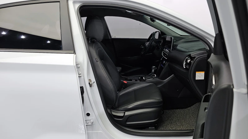 Hyundai Kona 1.6T Hybrid/Пълна сервизна история !!!, снимка 8 - Автомобили и джипове - 53467219