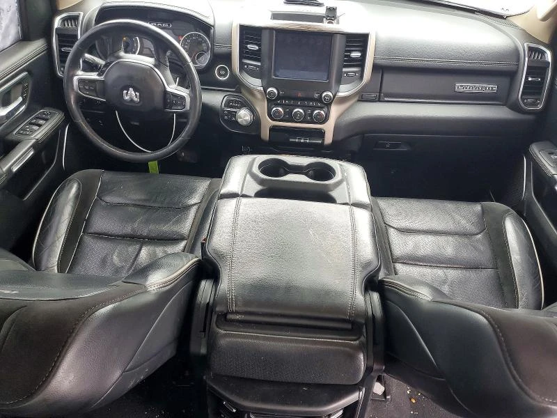 Dodge RAM 1500 LARAMIE - изображение 8