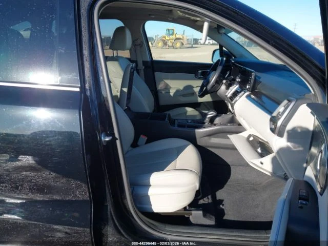 Kia Sorento * S* КОЖА* ПОДГРЕВ* LED* PANORAMA* , снимка 5 - Автомобили и джипове - 53798958