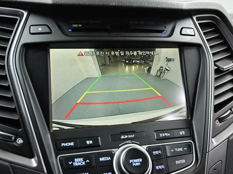 Hyundai Santa fe 2.0 , снимка 15 - Автомобили и джипове - 54256830