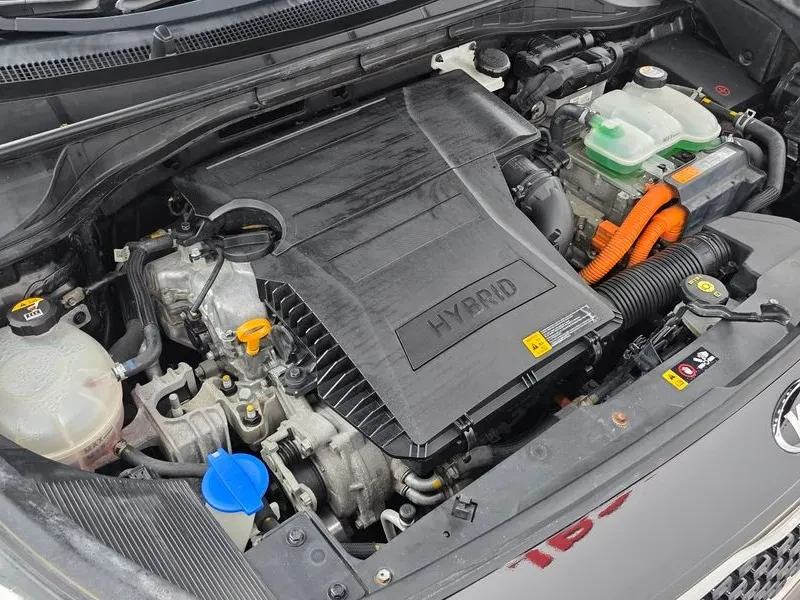 Kia Niro Noblesse, снимка 6 - Автомобили и джипове - 56354763