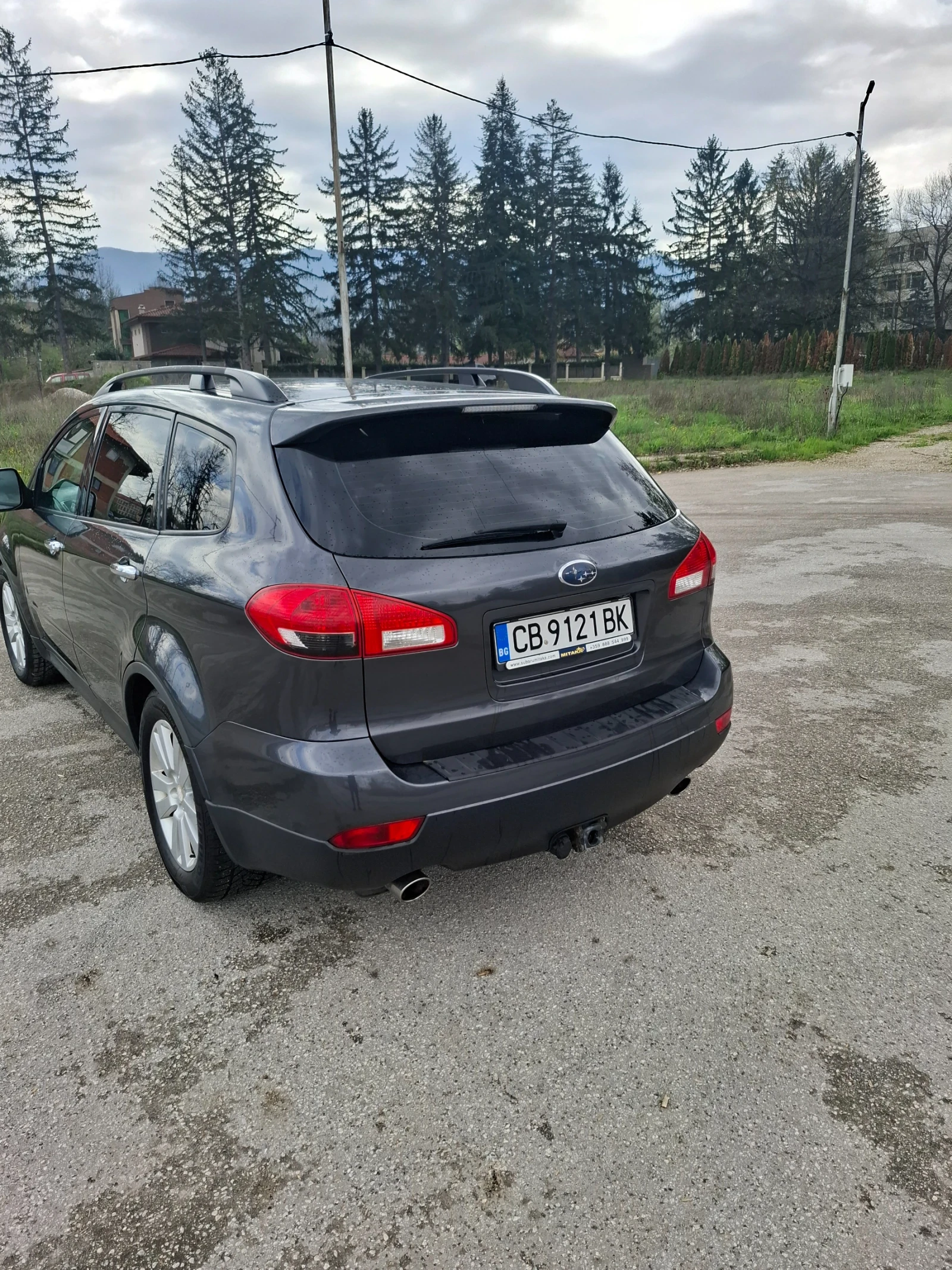 Subaru B10 Tribeka Executive - изображение 3