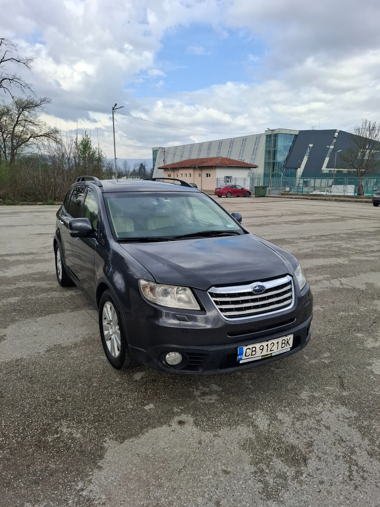 Subaru B10 Tribeka Executive - изображение 2