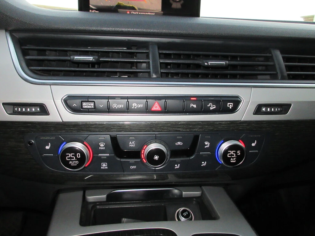 Audi Q7 quattro* 3.0T KOMFORT* 7 SEATER* PREMIUM EQUIPPED | Mobile.bg � ����������� 15