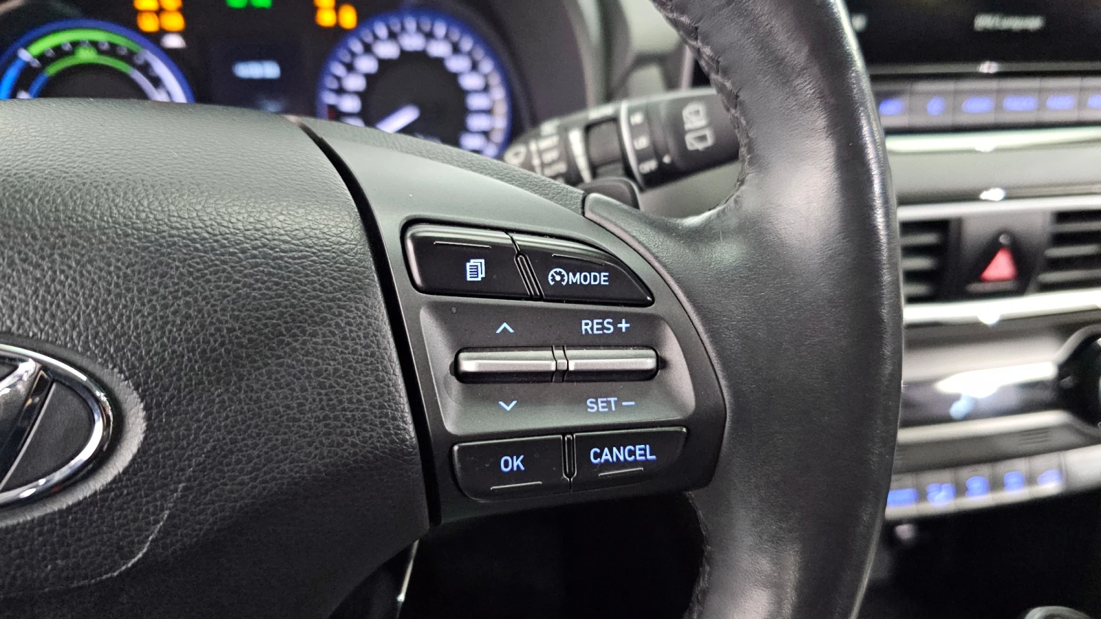 Hyundai Kona 1.6T Hybrid/Пълна сервизна история !!!, снимка 16 - Автомобили и джипове - 53467219