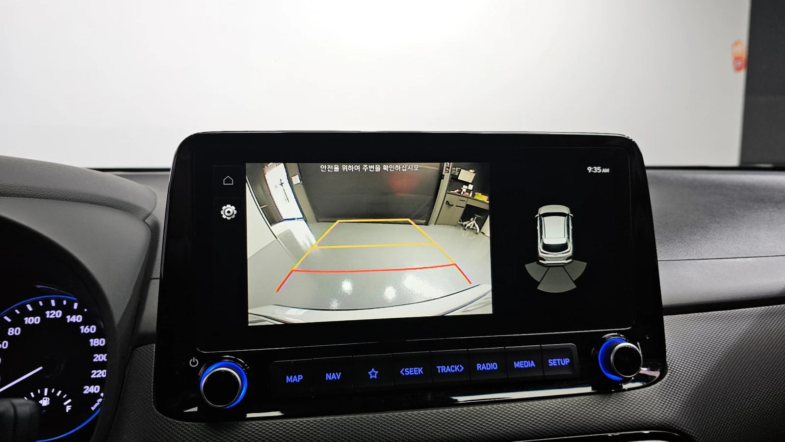 Hyundai Kona 1.6T Hybrid/Пълна сервизна история !!!, снимка 13 - Автомобили и джипове - 53467219