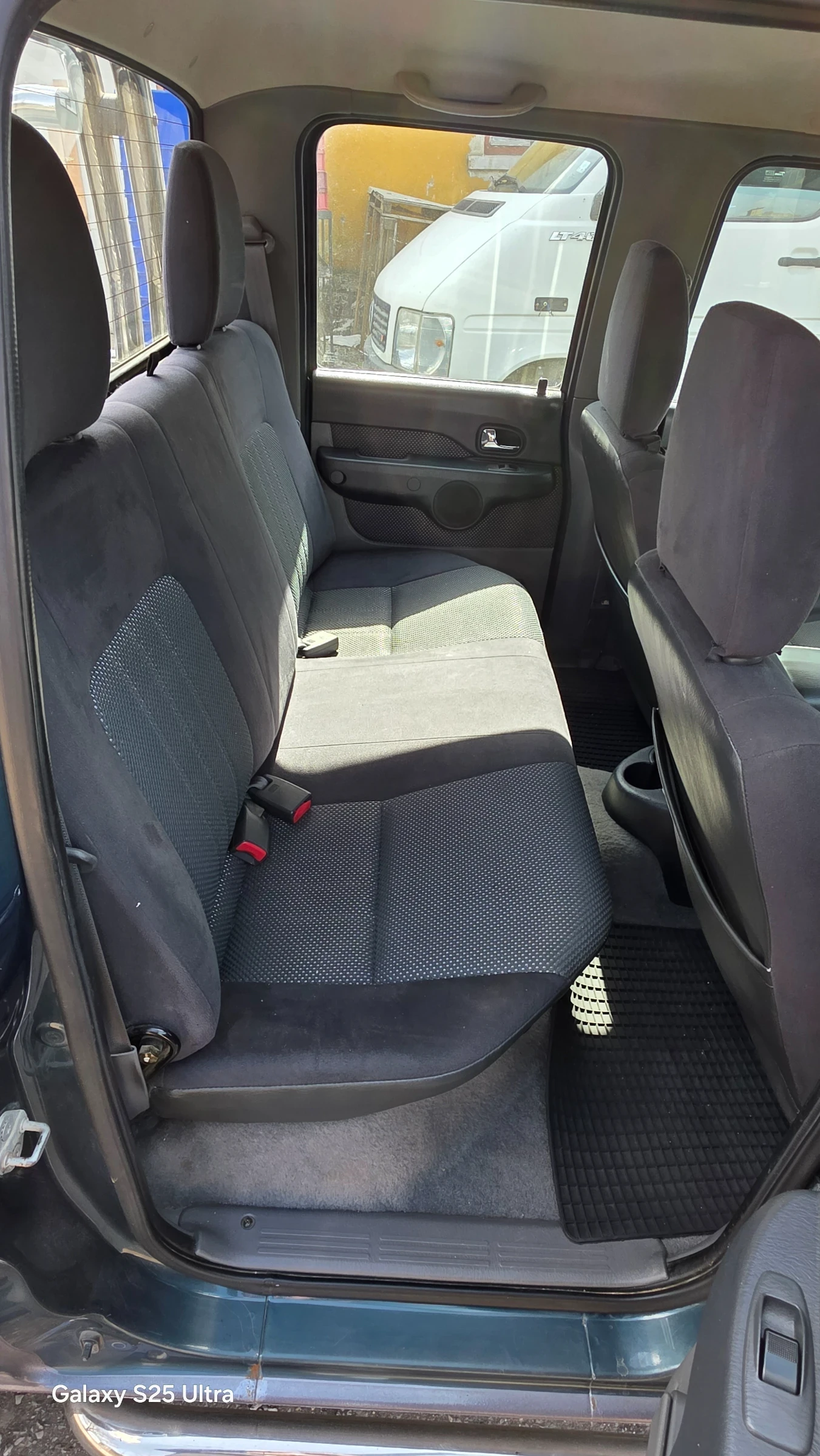 Mazda B2500 Mazda B2500 (B5) 2.5 TD (109 к.с.) 4x4 , снимка 7 - Автомобили и джипове - 53894160