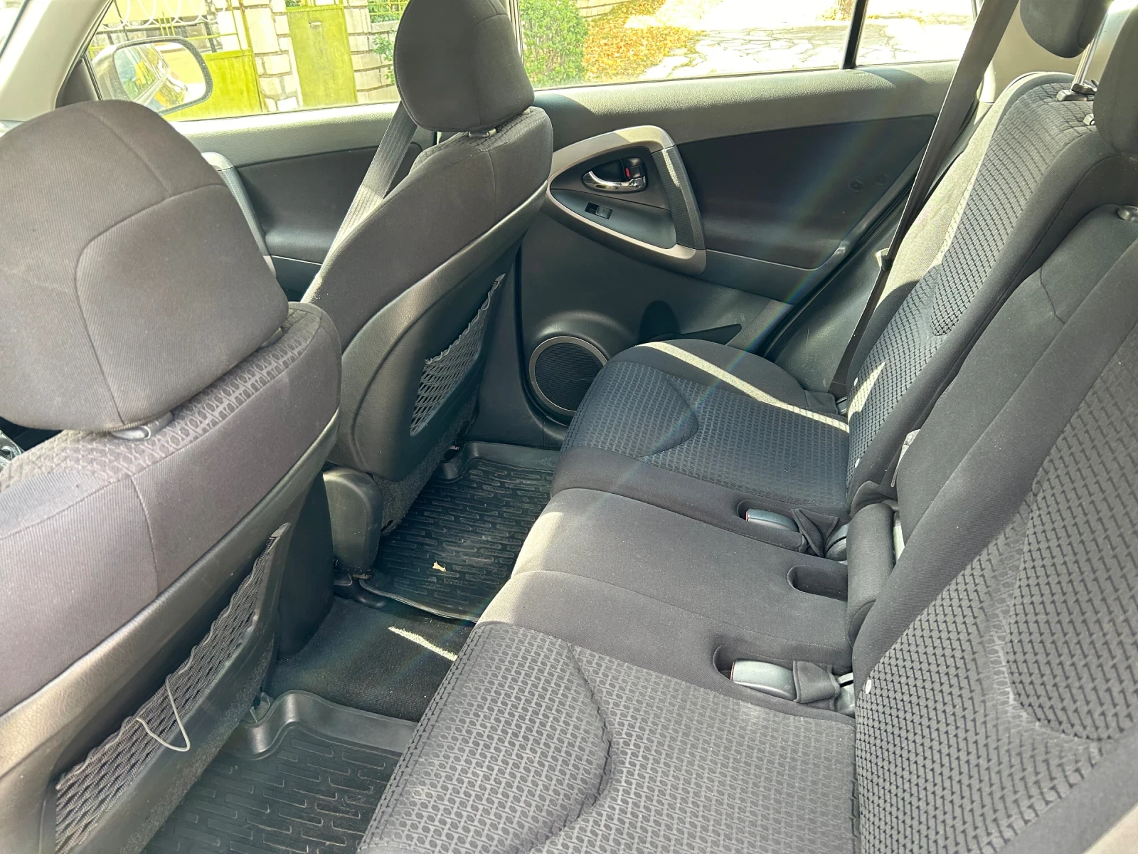 Toyota Rav4 2, 2, снимка 8 - Автомобили и джипове - 54596041