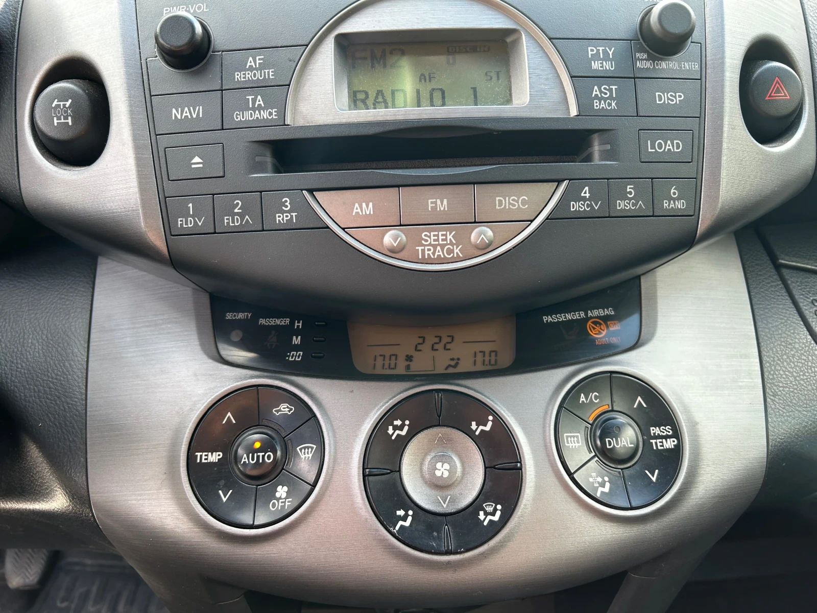 Toyota Rav4 2, 2, снимка 7 - Автомобили и джипове - 54596041