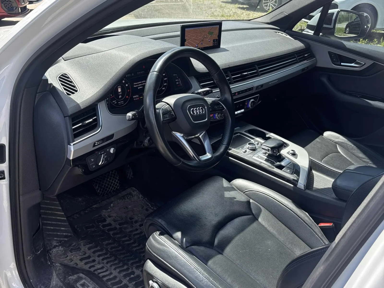 Audi Q7 CARFAX * АВТО КРЕДИТ * ПРОГНОЗНА ЦЕНА ДО БГ * , снимка 7 - Автомобили и джипове - 54635162