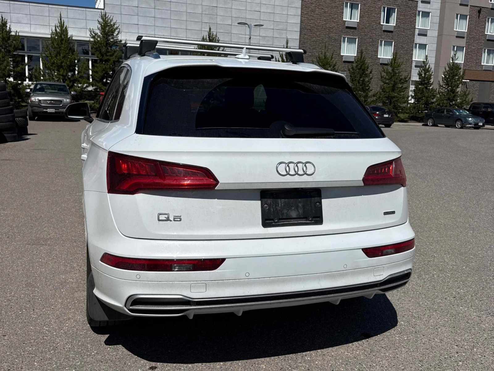 Audi Q5 PROGRESSIV / CARFAX, снимка 4 - Автомобили и джипове - 54965470