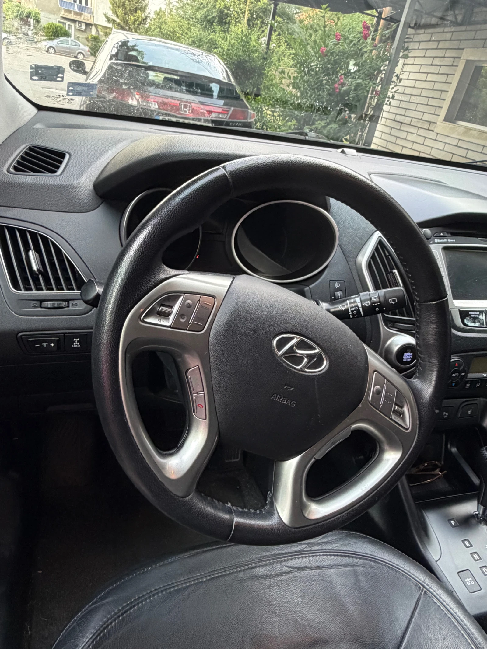 Hyundai IX35, снимка 6 - Автомобили и джипове - 55002354