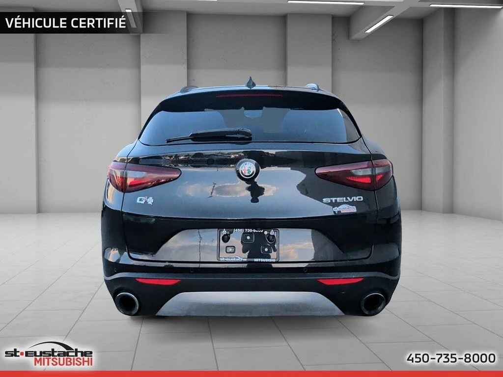 Alfa Romeo Stelvio Sport AWD* HARMAN KARDON* ПОДГРЕВ* КАМЕРА* ПАНОРАМ, снимка 4 - Автомобили и джипове - 55225100