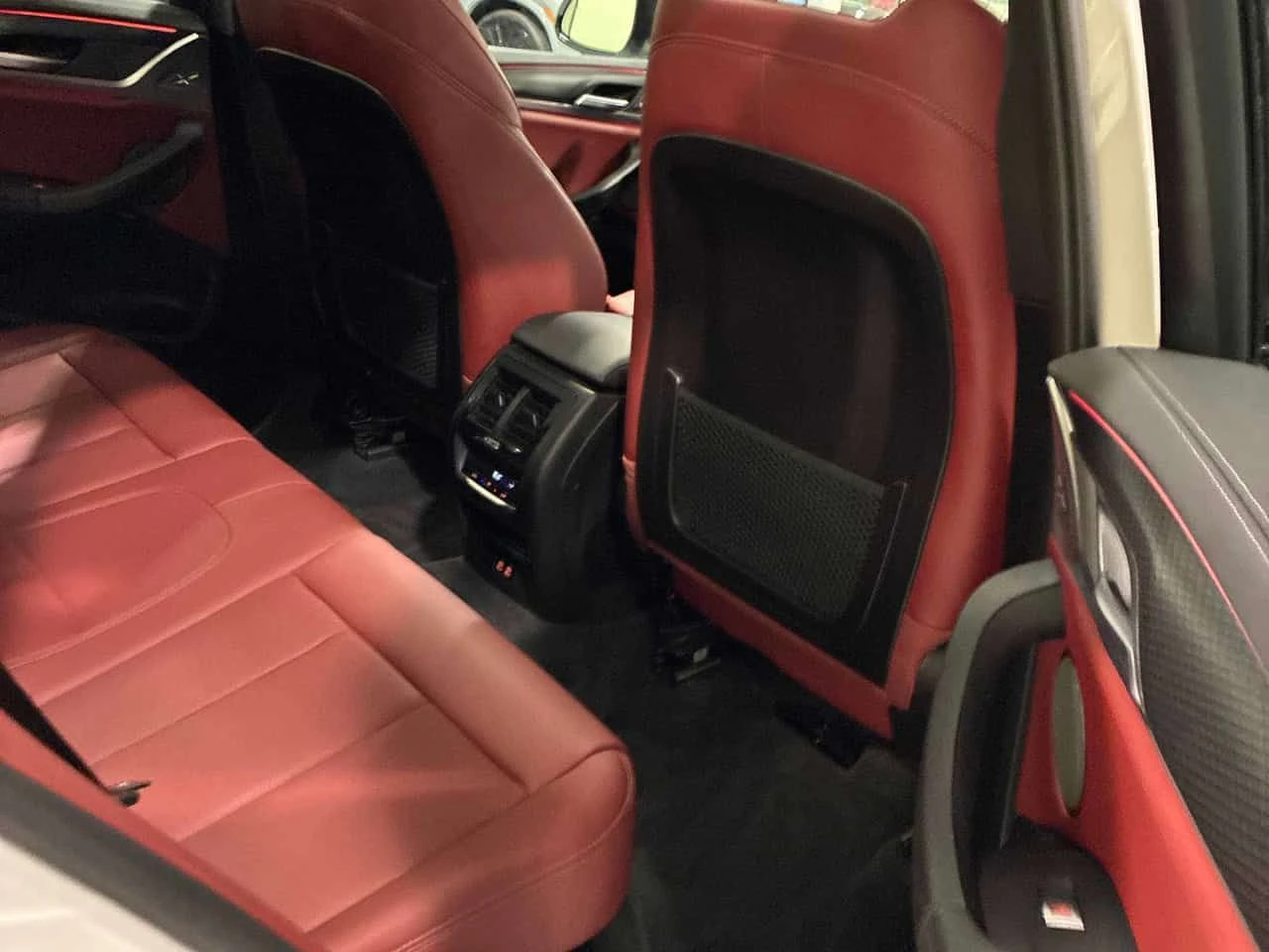 BMW X3  xDrive30i / HUD / HARMAN KARDON / 360 / RED INT , снимка 12 - Автомобили и джипове - 55429151
