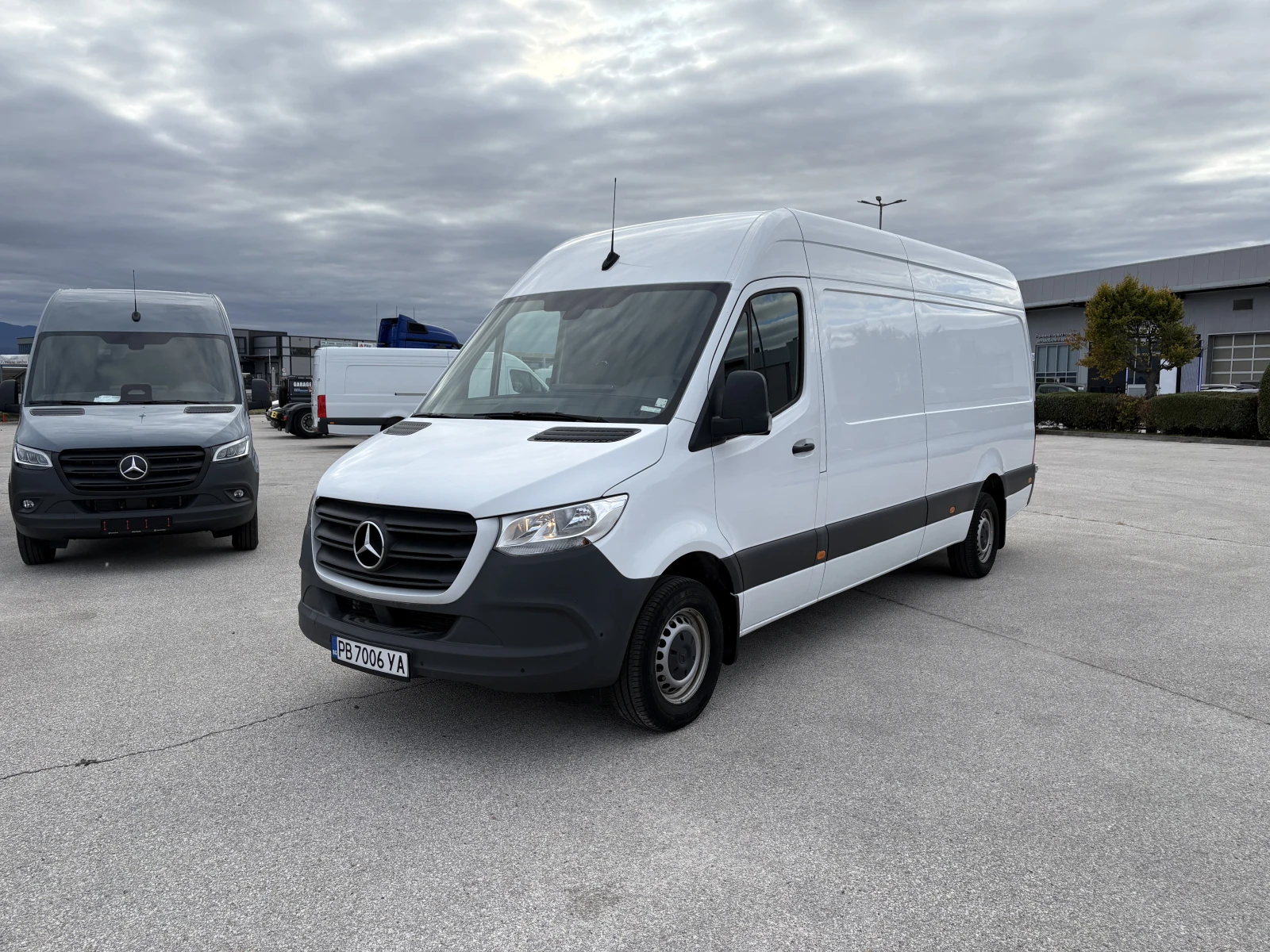 Mercedes-Benz Sprinter 317 KA long