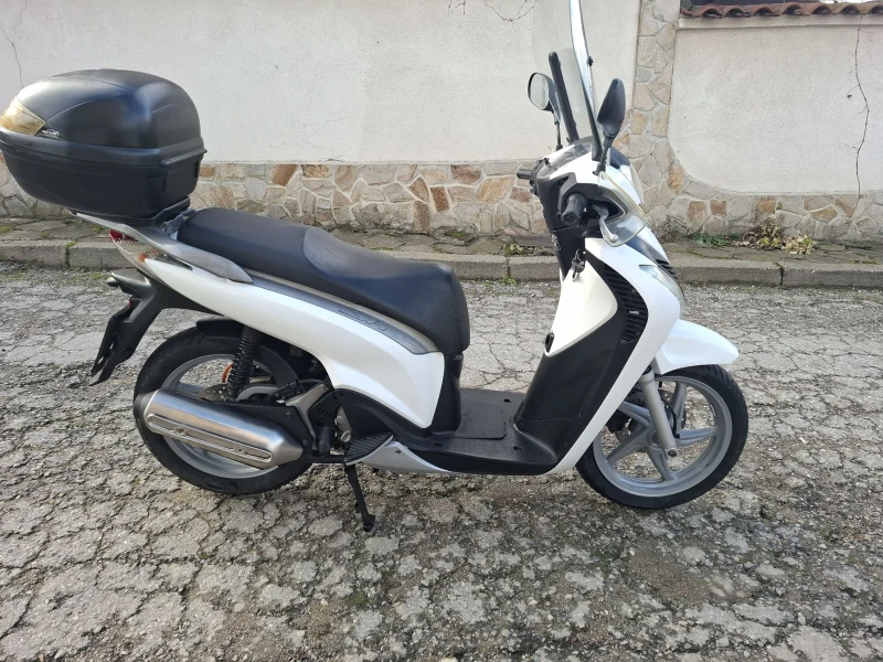 Honda Sh 150 i 2011 Година , снимка 5 - Мотоциклети и мототехника - 49580641