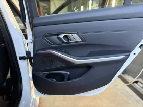 BMW 320 xDrive Touring M Sport , снимка 10
