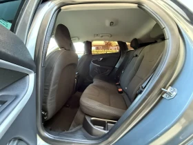 Volvo V40 Cross Country 2.0D-AVTOMAT-DIGITAL-150к.с-ШВЕЙЦАРИЯ, снимка 15