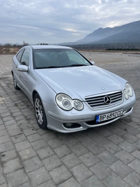 Mercedes-Benz C 220, снимка 2