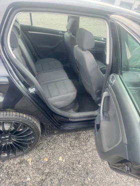 VW Golf FSI 2.0 - 7600 лв. - 32283550 11