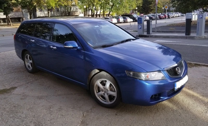 Honda Accord 2.2 iCTDi, снимка 3 - Автомобили и джипове - 47297115