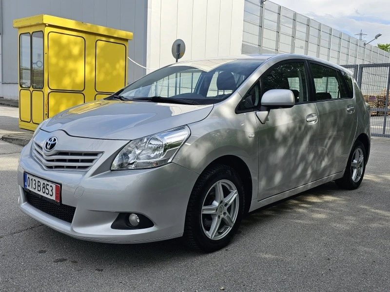 Toyota Verso 164000km, снимка 5 - Автомобили и джипове - 46005663