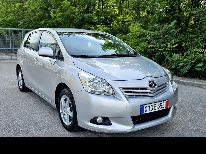 Toyota Verso 164000km, снимка 3 - Автомобили и джипове - 46005663