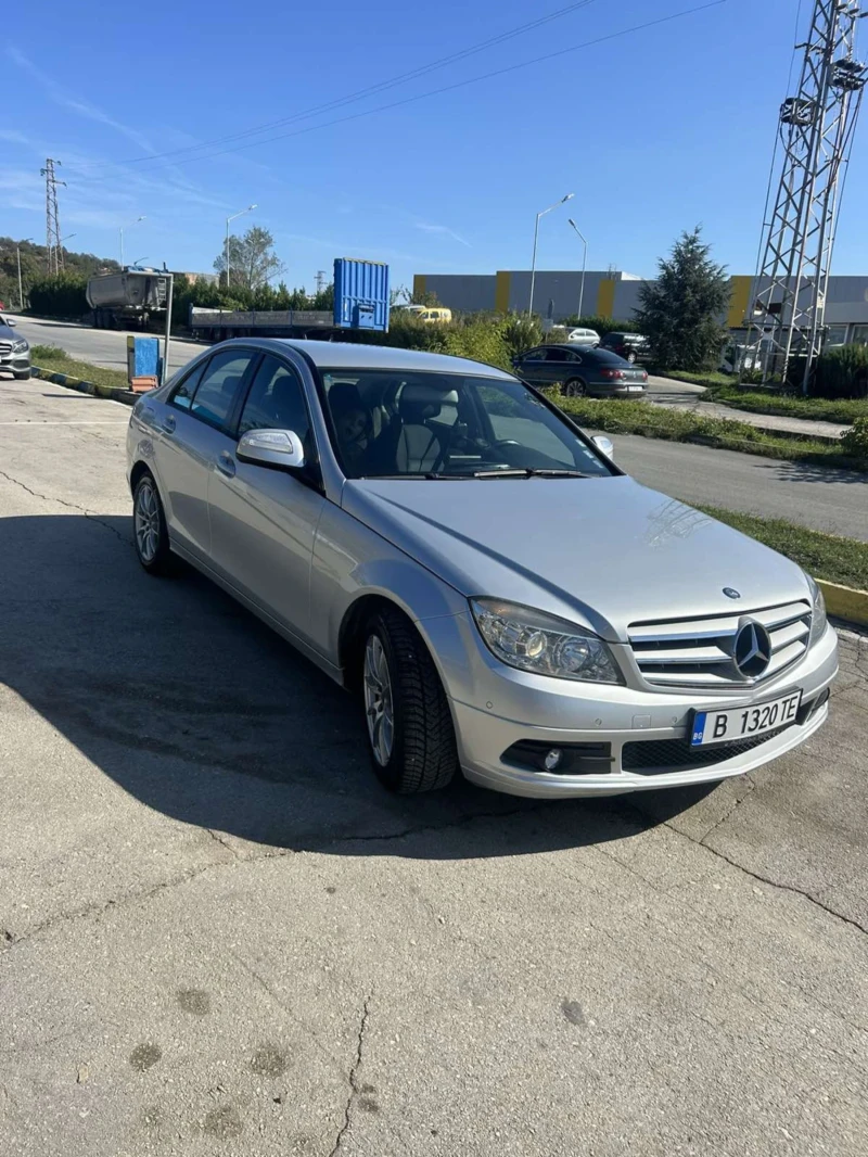 Mercedes-Benz C 220, снимка 1 - Автомобили и джипове - 47525144