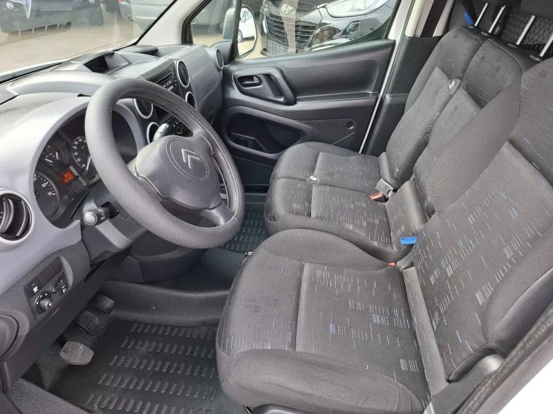 Citroen Berlingo, снимка 9 - Автомобили и джипове - 47545031