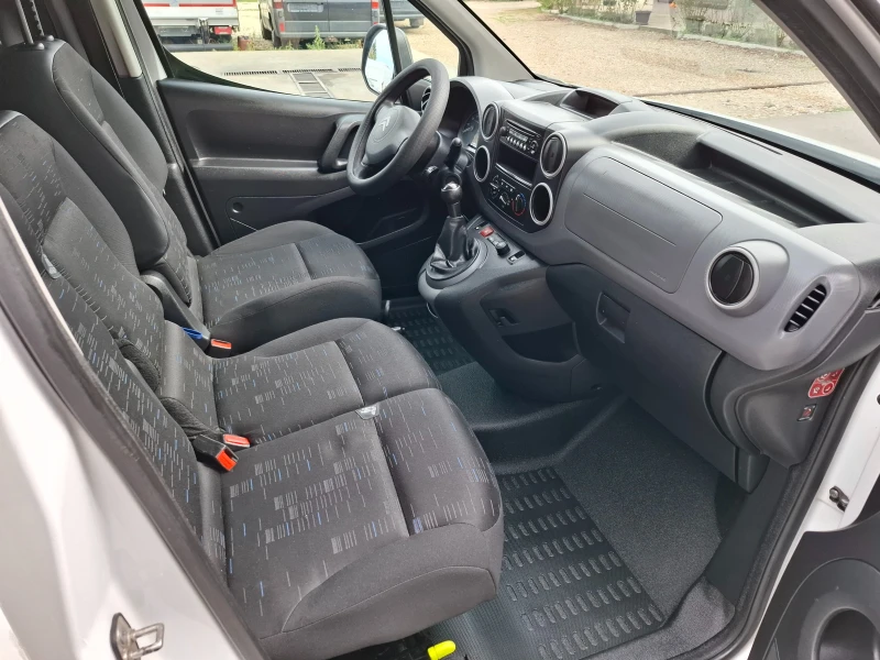 Citroen Berlingo, снимка 11 - Автомобили и джипове - 47545031