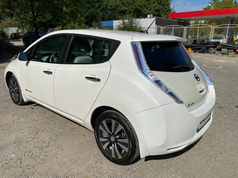 Nissan Leaf  24kwh, снимка 4 - Автомобили и джипове - 47701372