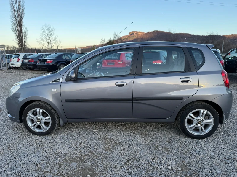 Chevrolet Aveo 1.4i-101PS, снимка 8 - Автомобили и джипове - 48603264