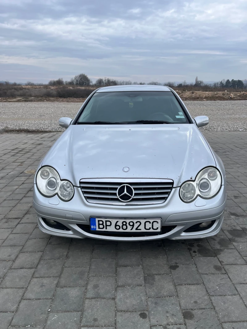 Mercedes-Benz C 220, снимка 1 - Автомобили и джипове - 48783970