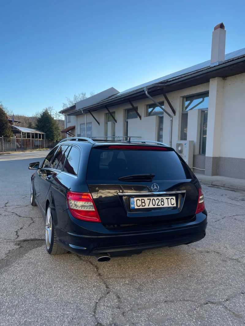 Mercedes-Benz C 220 FULL AMG PACK, снимка 8 - Автомобили и джипове - 49261009