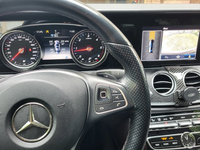 Mercedes-Benz E 220 9G-Tronic, снимка 3 - Автомобили и джипове - 51957131