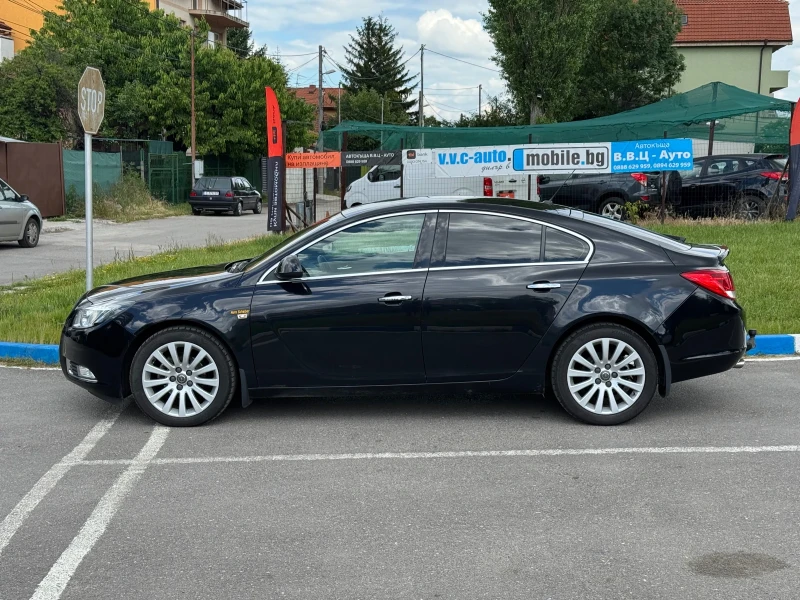 Opel Insignia 1.8Бензин, снимка 8 - Автомобили и джипове - 50492050