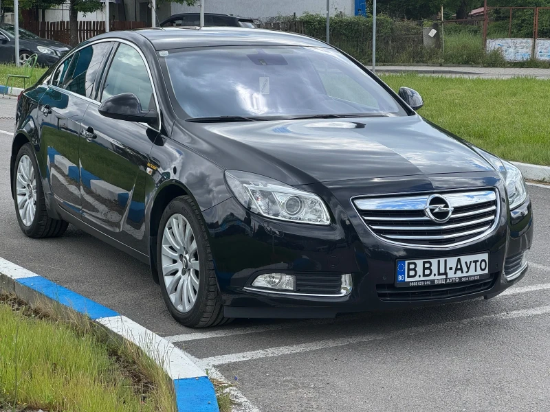 Opel Insignia 1.8Бензин, снимка 3 - Автомобили и джипове - 50492050