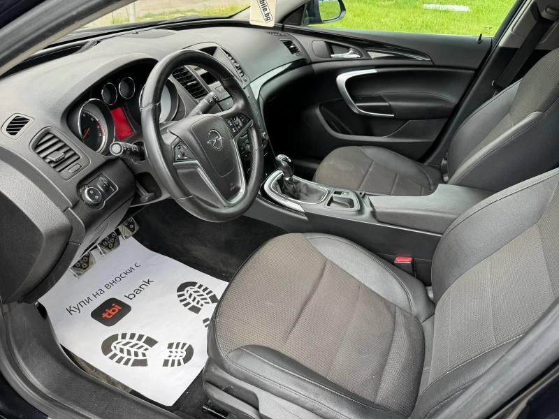 Opel Insignia 1.8Бензин, снимка 10 - Автомобили и джипове - 50492050