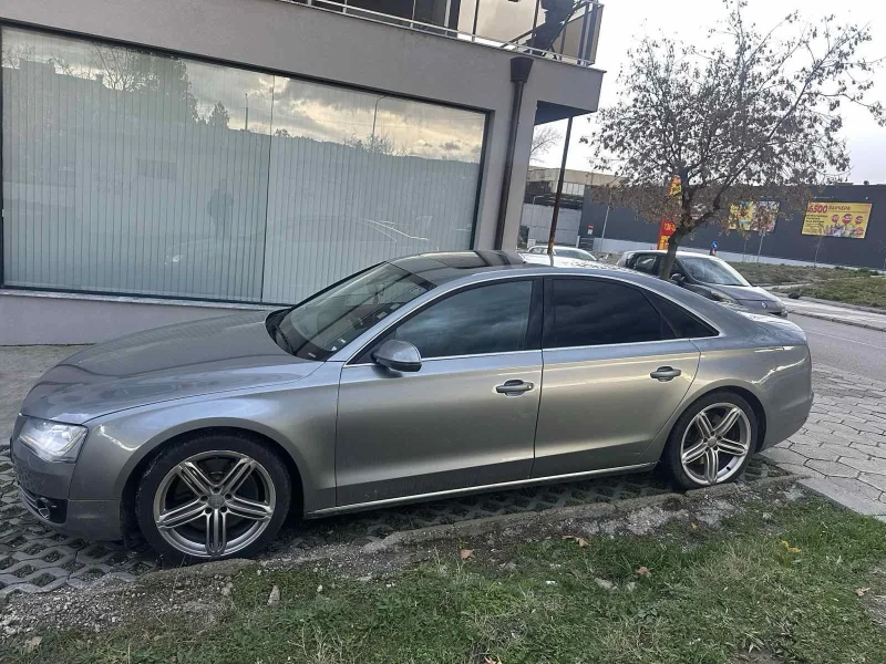 Audi A8, снимка 3 - Автомобили и джипове - 53063907