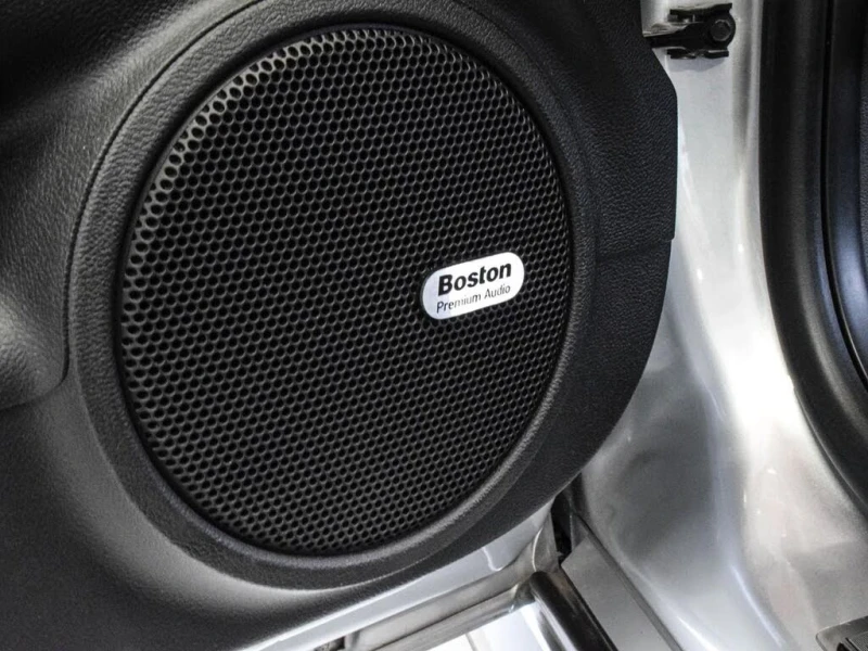 Chevrolet Camaro ZL1, снимка 11 - Автомобили и джипове - 53110339