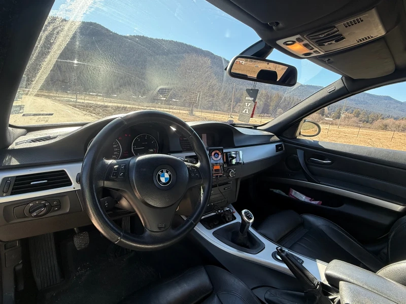 BMW 320, снимка 8 - Автомобили и джипове - 53133839